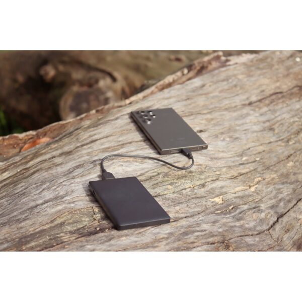 WIGNER. Power banka 4 000 mAh v recyklovaného ABS-a (100% rABS)
